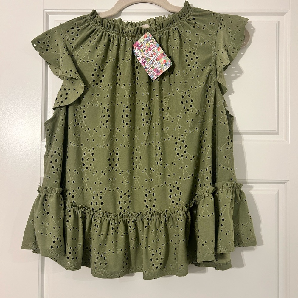 Army Green Eyelet Short Sleeve Blouse Size Medium - New with Tags